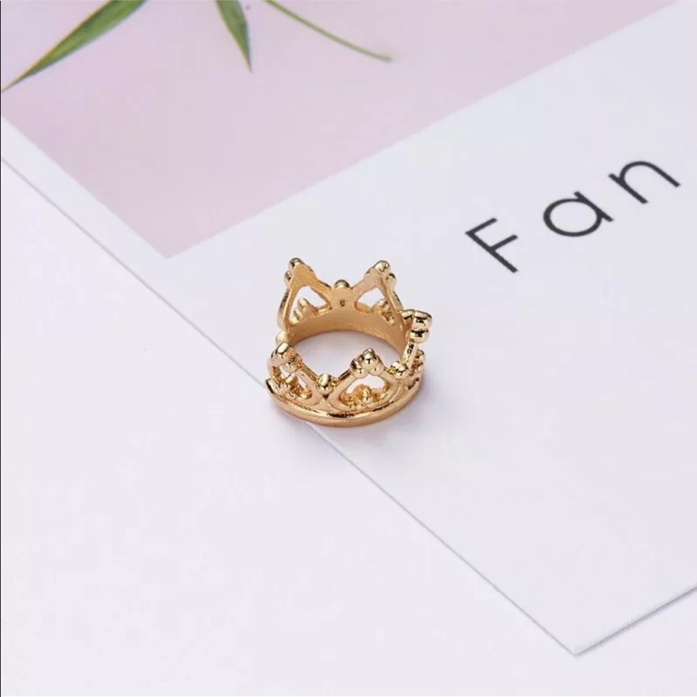 🆕Gold Crown 👑 Cuff Earring